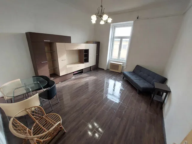 Eladó lakás Budapest VII. kerület, Ligetváros 55 nm