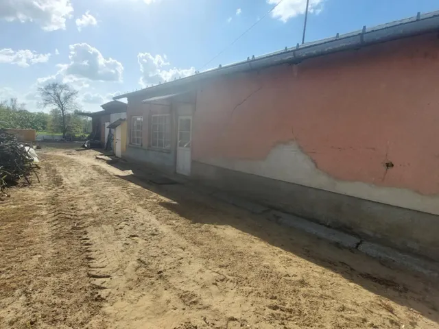 Eladó ház Anarcs, damjanich utca 60 nm