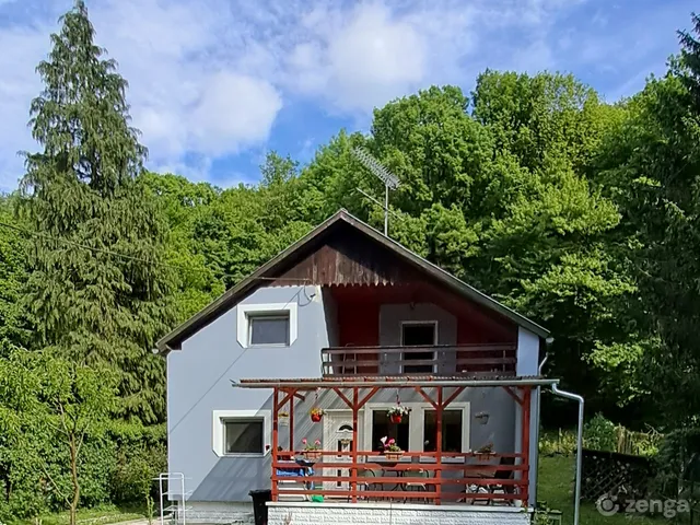 Eladó ház Kismaros, Börzsönyliget 118 nm