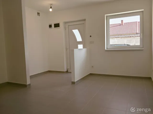 Eladó ház Dabas, Felsőbesnyő 67 nm