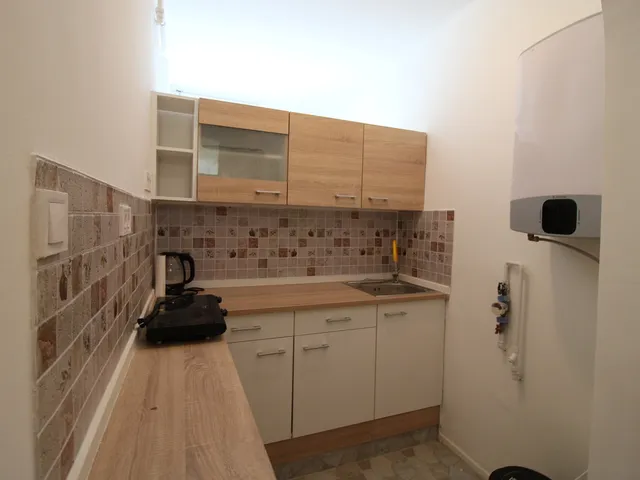 Kiadó lakás Miskolc, Bulgárföld 27 nm