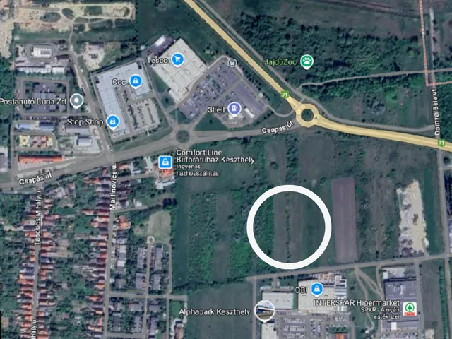 Eladó kereskedelmi és ipari ingatlan Keszthely, Kertváros 4049 nm