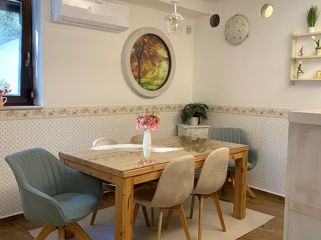 Eladó ház Leányfalu 156 nm