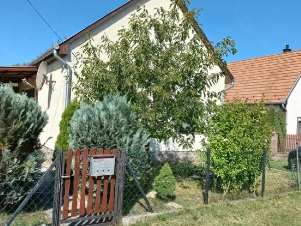 Eladó üdülő és hétvégi ház Balatonmáriafürdő 50 nm
