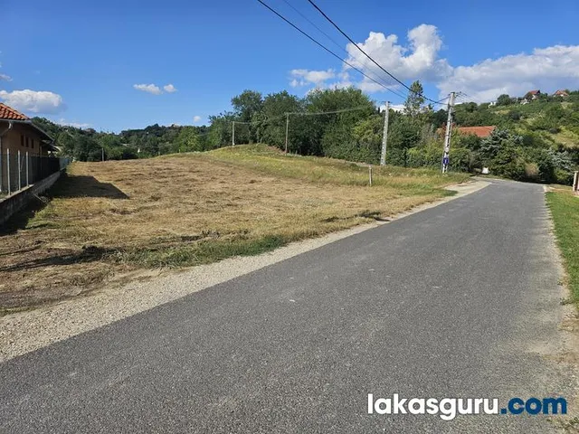 Eladó telek Zalaegerszeg, Csács 2438 nm