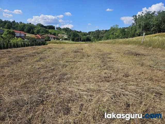 Eladó telek Zalaegerszeg, Csács 2438 nm