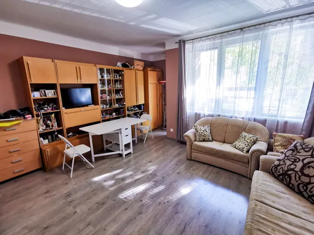 Eladó lakás Győr, Nádorváros 34 nm