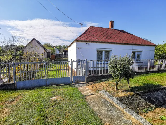 Eladó ház Kisbér, Hánta 65 nm
