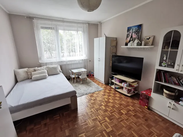 Eladó lakás Győr, Adyváros 81 nm