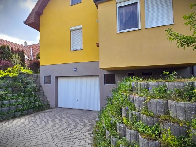 Eladó lakás Győr, Kisbácsa 111 nm