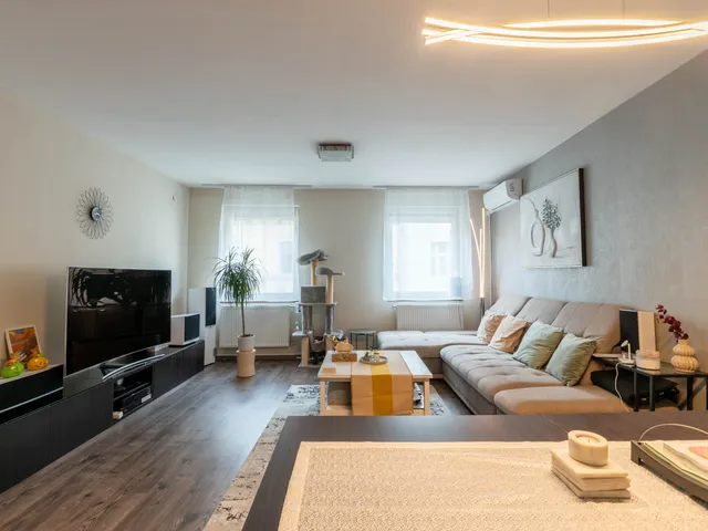 Eladó lakás Budapest VI. kerület 124 nm