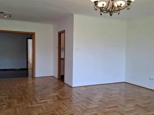 Kiadó lakás Budapest XII. kerület, Istenhegy 92 nm