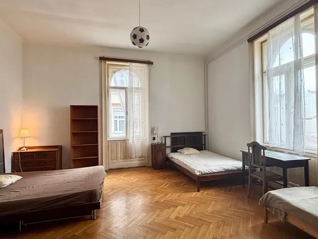 Eladó lakás Budapest VIII. kerület 77 nm