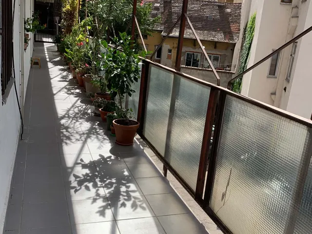 Eladó lakás Budapest VIII. kerület 70 nm