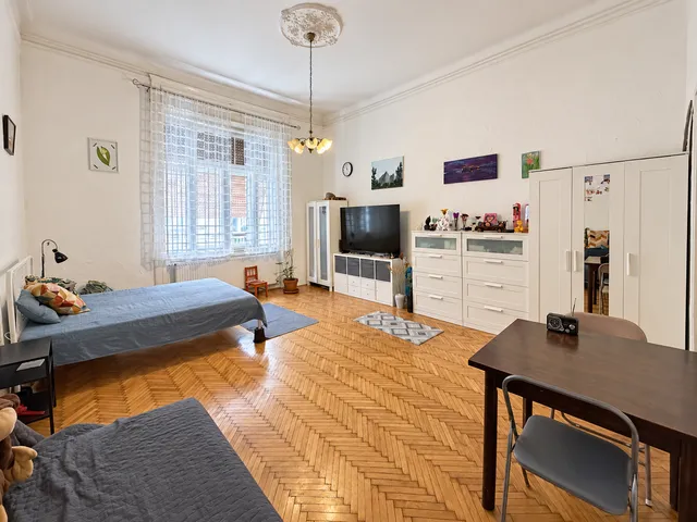 Eladó lakás Budapest VII. kerület 109 nm