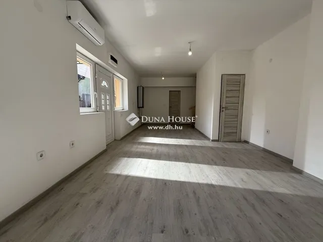 Eladó ház Budapest XVIII. kerület 75 nm