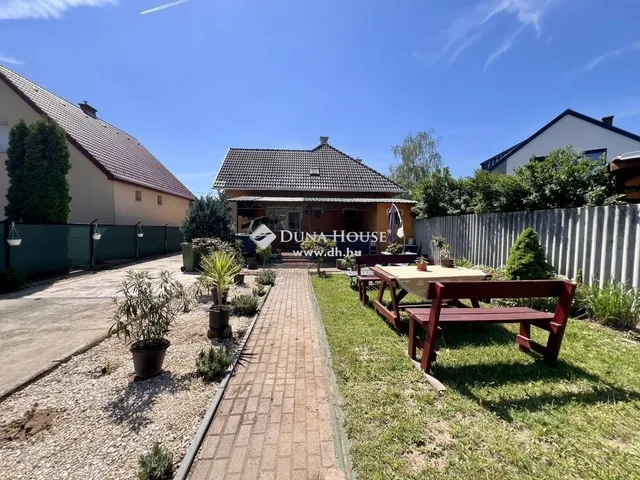 Eladó ház Maglód 180 nm