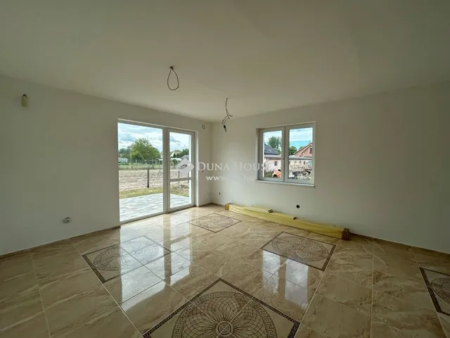 Eladó ház Vasad 112 nm