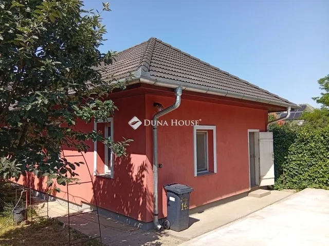 Eladó ház Dány 140 nm