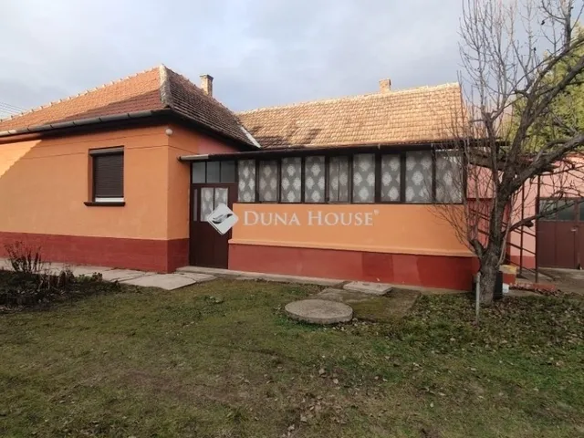 Eladó ház Tápiószecső 117 nm