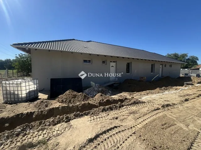 Eladó ház Kakucs 95 nm