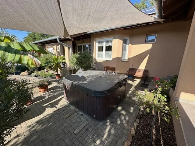 Eladó ház Nagyvenyim 146 nm