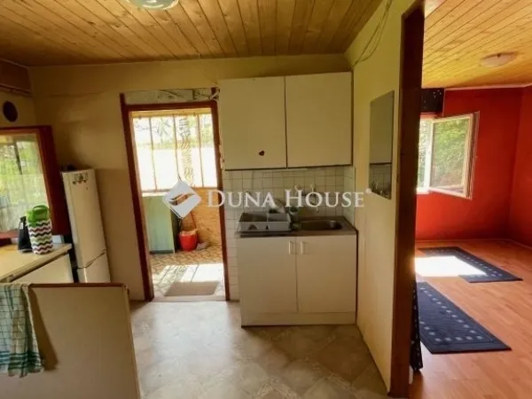 Eladó üdülő és hétvégi ház Adony 45 nm