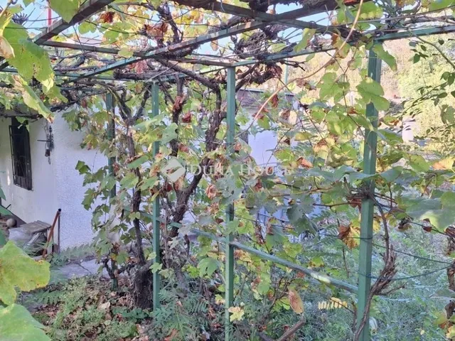 Eladó üdülő és hétvégi ház Kulcs 30 nm