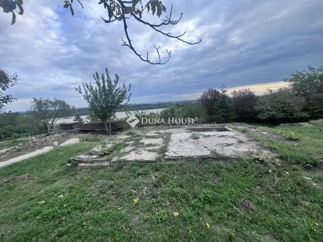 Eladó telek Kulcs 751 nm