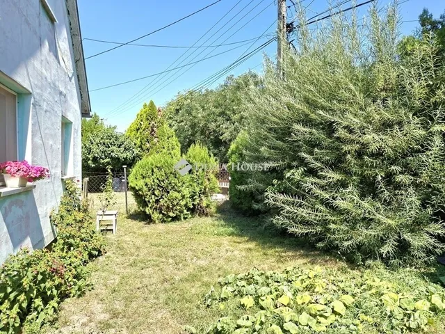 Eladó ház Kulcs 45 nm