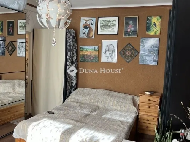 Eladó lakás Budapest X. kerület, Óhegy 28 nm