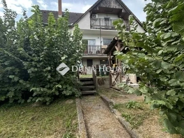 Eladó ház Mende 155 nm