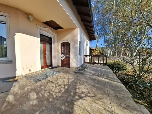 Eladó ház Gödöllő 210 nm