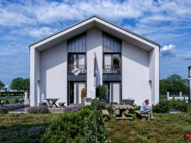 Eladó ház Besnyő 117 nm