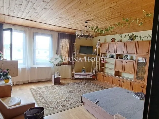 Eladó ház Iváncsa 156 nm