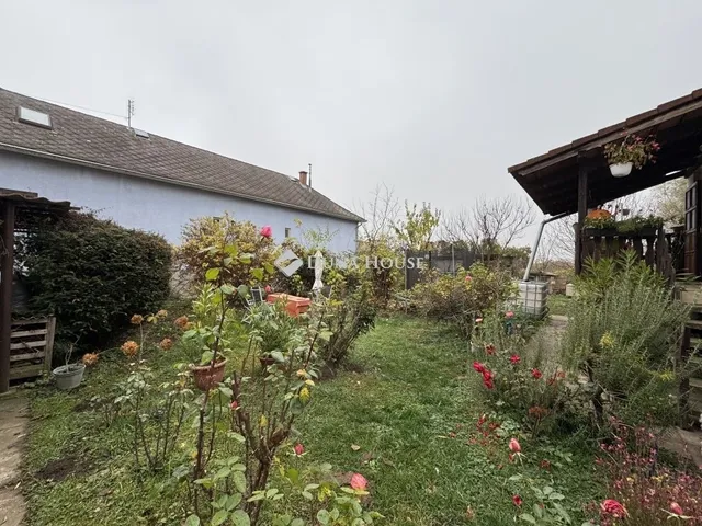 Eladó ház Nagytarcsa 113 nm