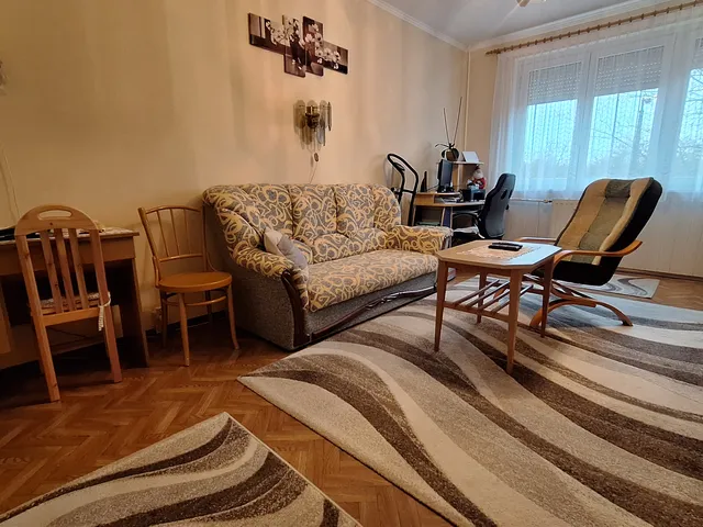 Eladó lakás Dunaújváros 46 nm