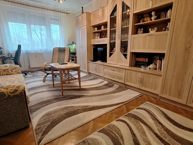 Eladó lakás Dunaújváros 46 nm