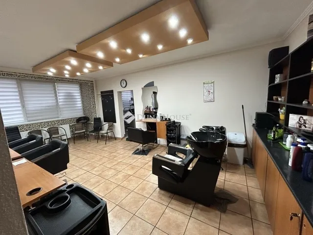 Eladó lakás Dunaújváros 67 nm