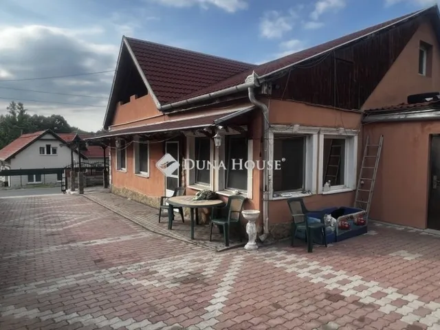 Eladó ház Dunaújváros 250 nm