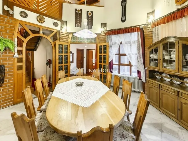 Eladó ház Dunaföldvár 161 nm