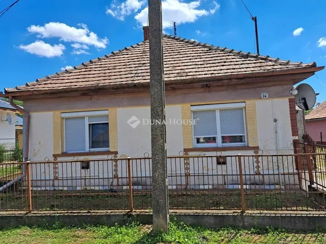 Eladó ház Perkáta 61 nm