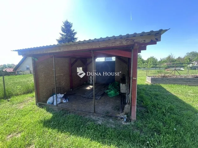 Eladó üdülő és hétvégi ház Dunaújváros 25 nm