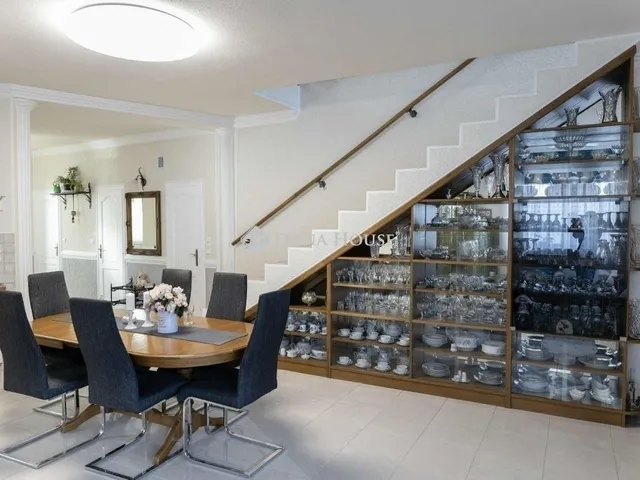 Eladó ház Dunakeszi 224 nm