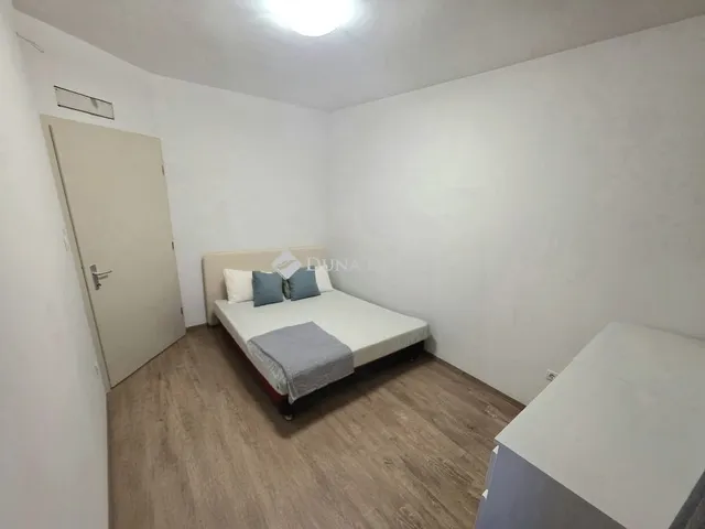 Eladó lakás Dabas 85 nm