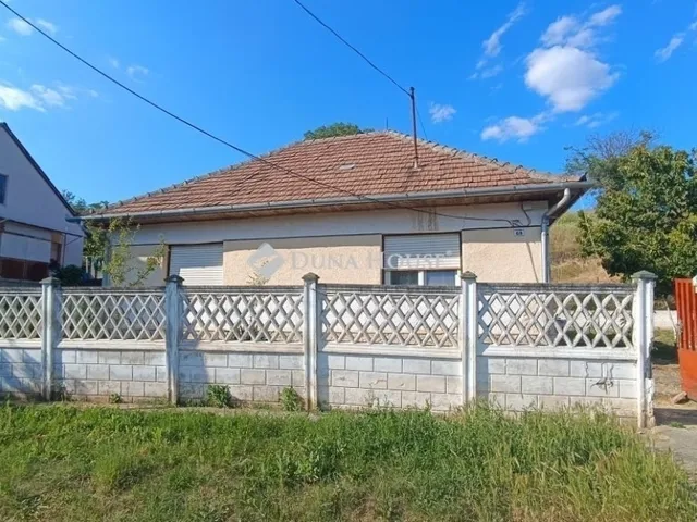 Eladó ház Úri 100 nm