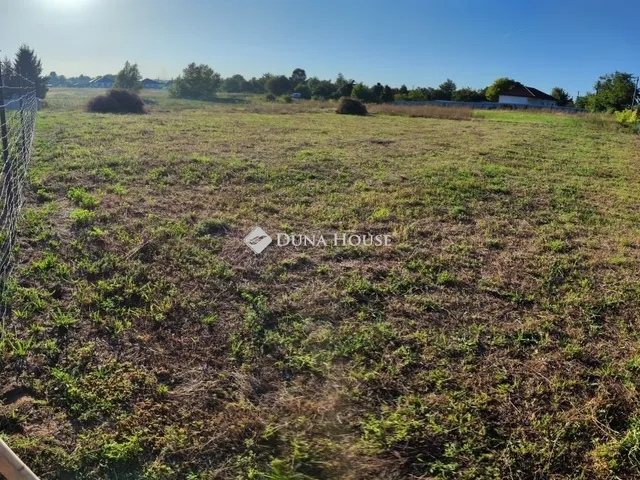 Eladó telek Kulcs 1218 nm