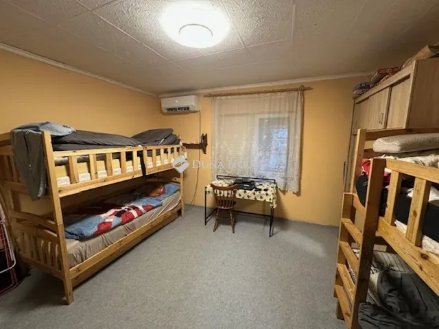 Eladó ház Nagyvenyim 74 nm