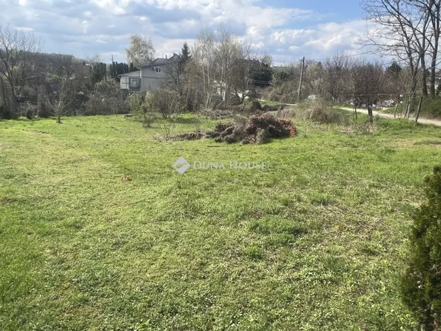Eladó telek Dunaújváros 961 nm