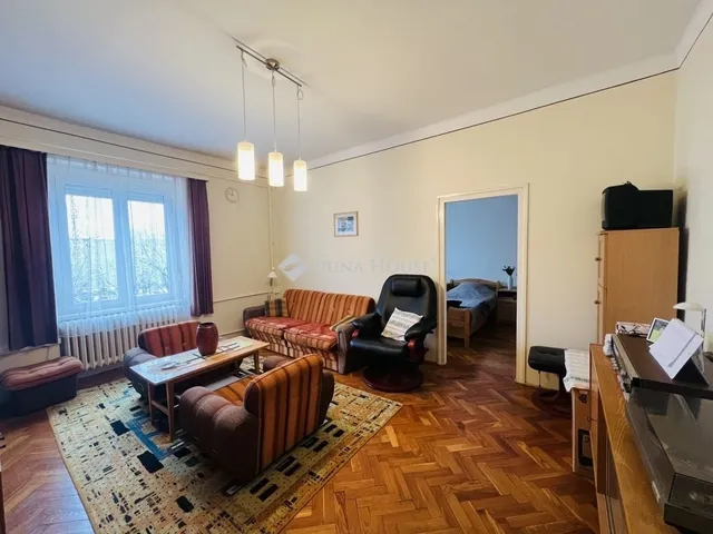 Eladó lakás Dunaújváros 52 nm